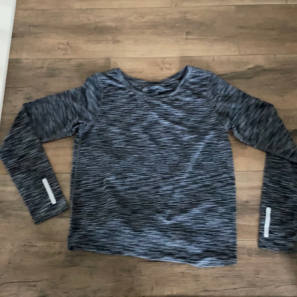 NWOT ZYIA long sleeve tie-back top